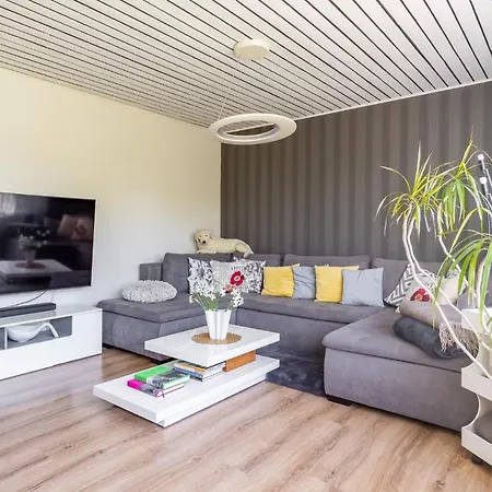 Holiday home Fantastic 170m2 With A Big Garden Parnu
