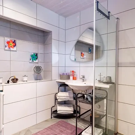 Puhkemaja Fantastic 170m2 With A Big Garden And Free Ev Recharger *