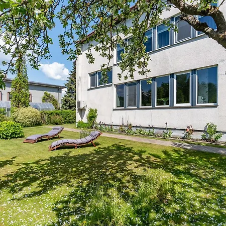 Fantastic 170m2 With A Big Garden Parnu