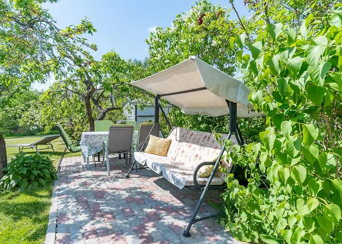 Casa de Férias Fantastic 170m2 With A Big Garden Pärnu